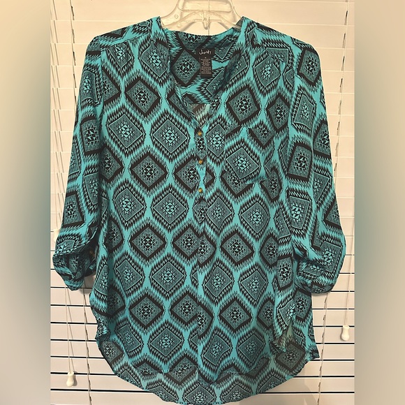 Justify Tunic Blouse - Picture 1 of 7